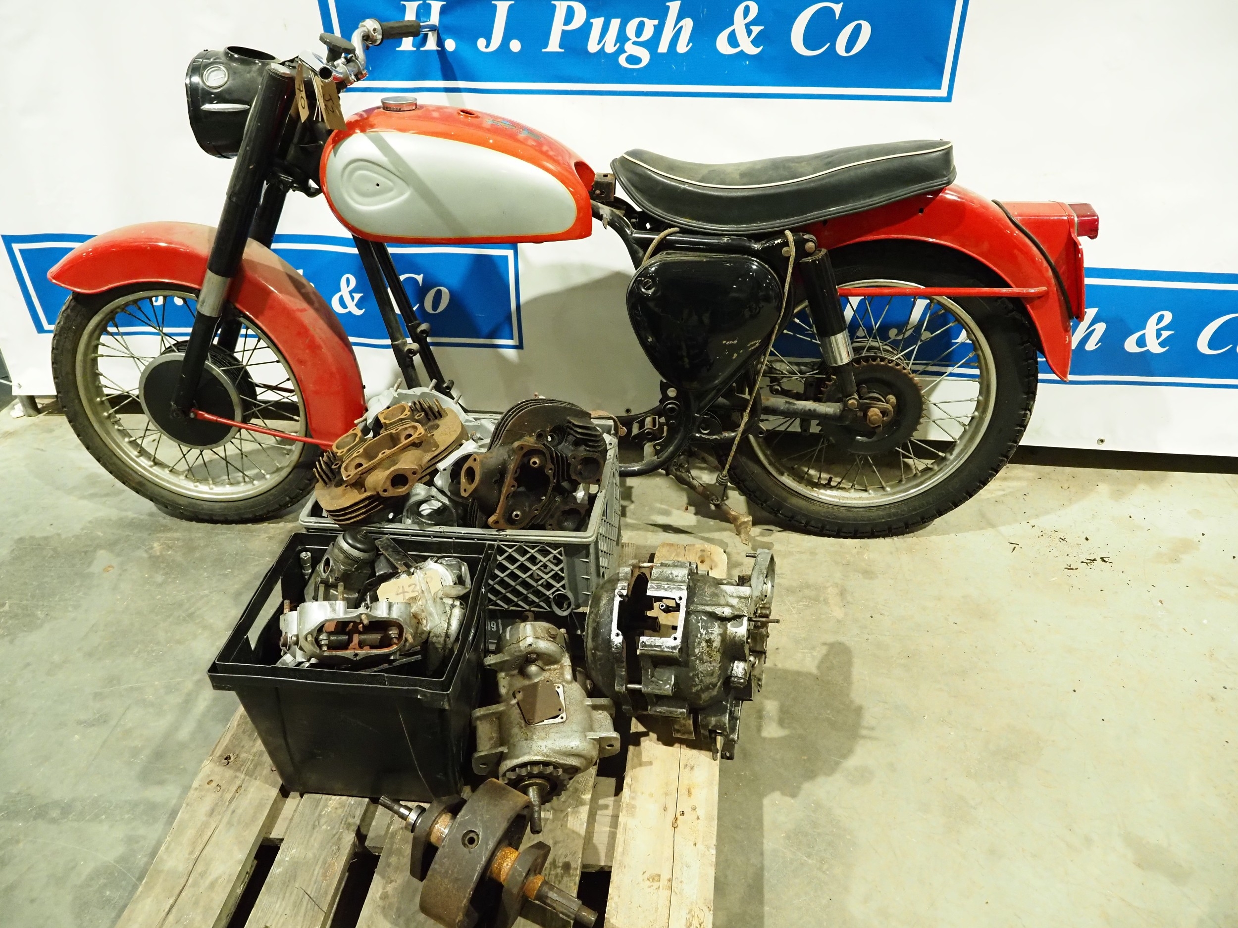 BSA A10 Road Rocket project. 1958 Frame No. GAY 15599 Engine No. DA ...