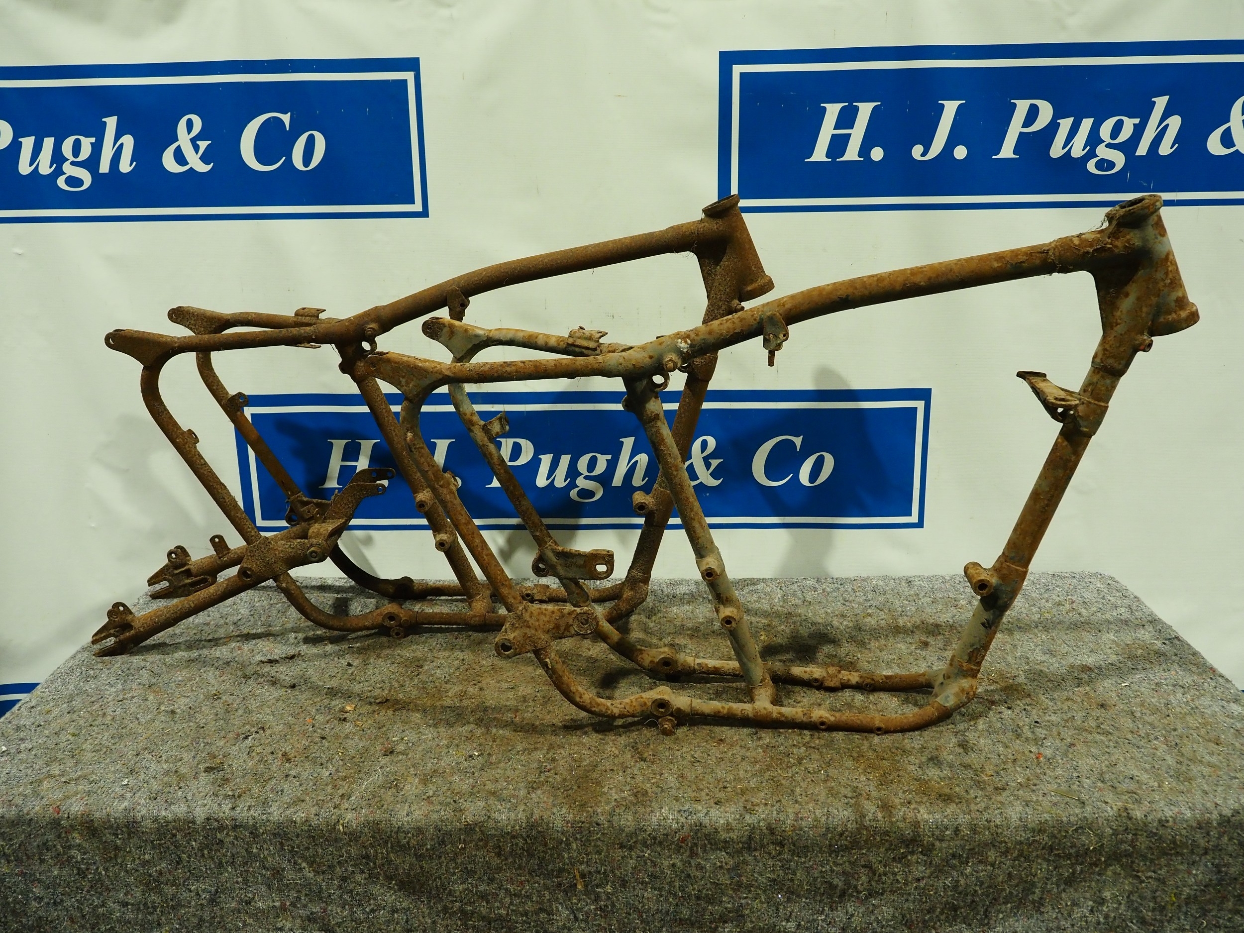 Norton frames - 2. Frame No. 62978. Frame No. 61742