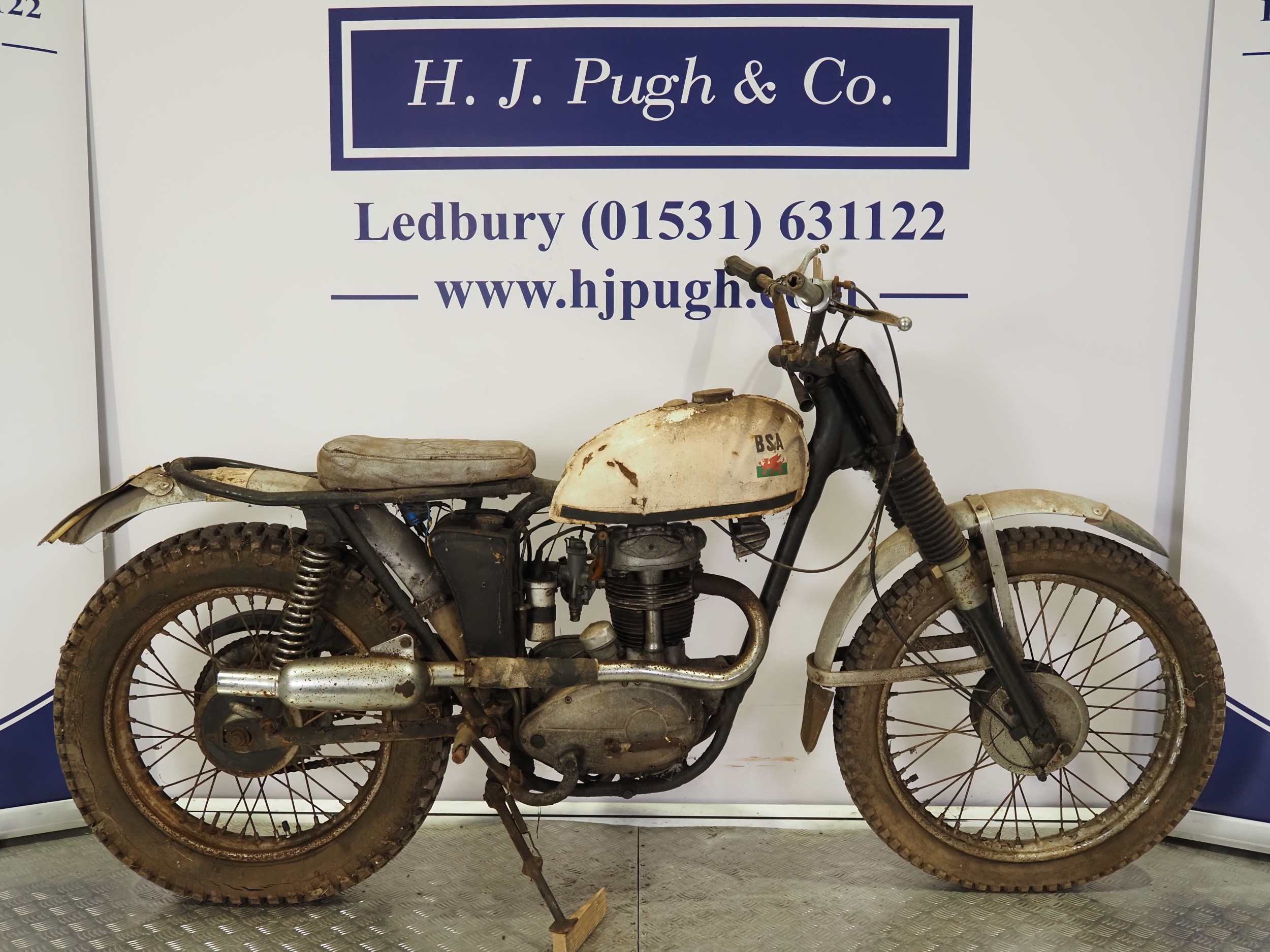 BSA C15 trials bike. 1960. 249cc Frame No. C15S1326 (V5 states C15T748 ...