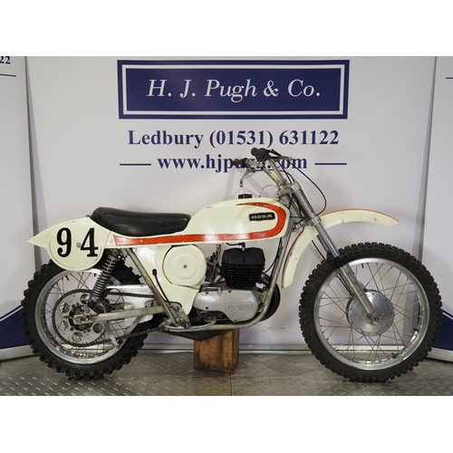 Lot 852       
