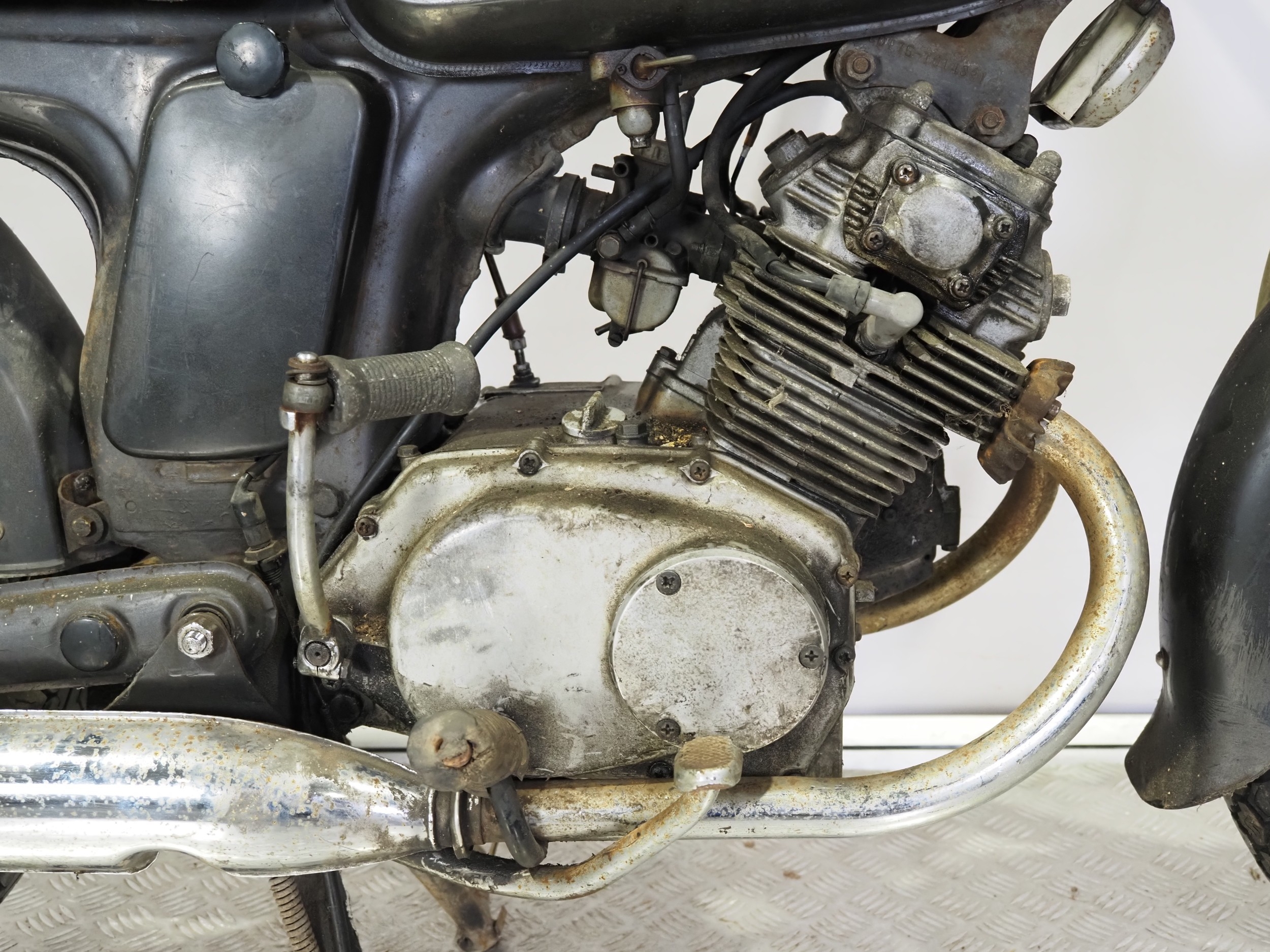 Honda CD175A motorcycle restoration project. 1967. 175cc Frame No ...