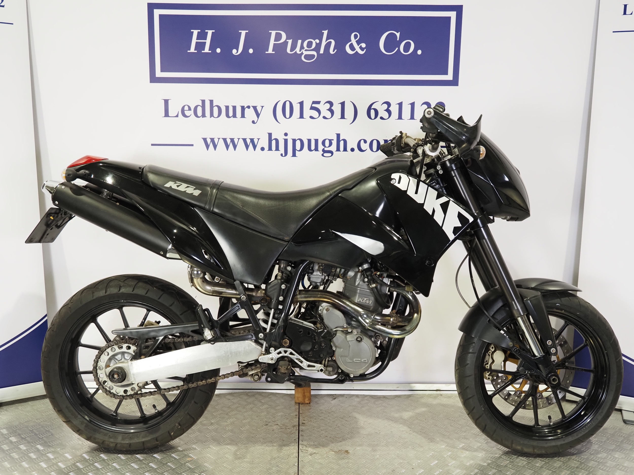 KTM Duke motorcycle. 2003. 625cc Frame No. VBKDUN4063M765321 Engine No ...