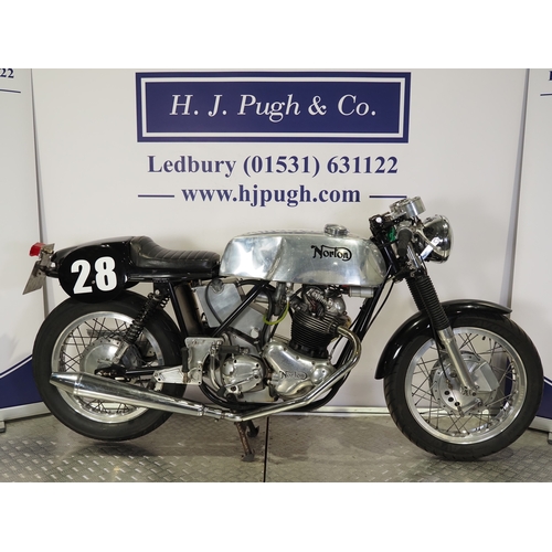 Lot 811       