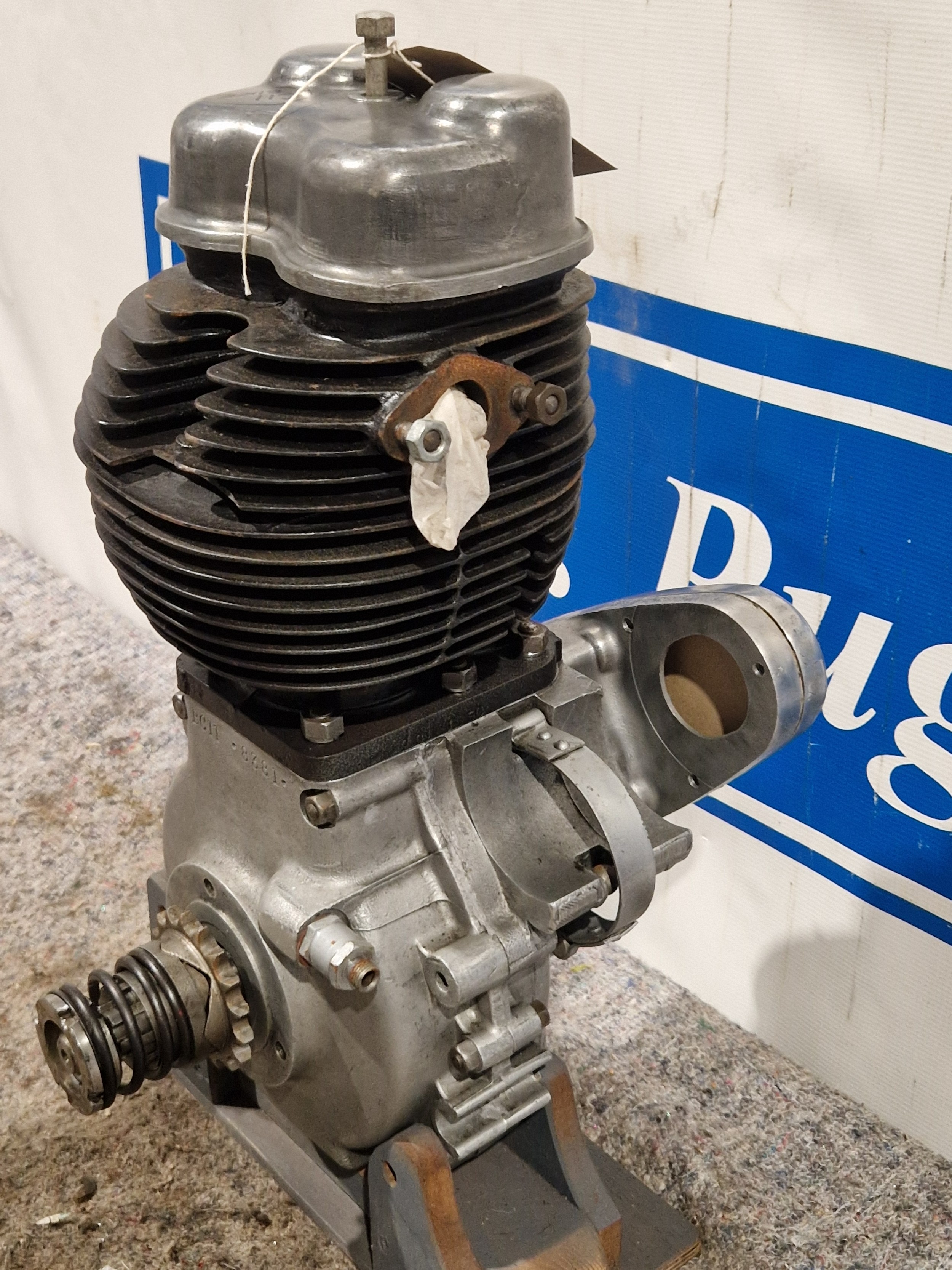 BSA C11 engine parts. Engine No. BC118381