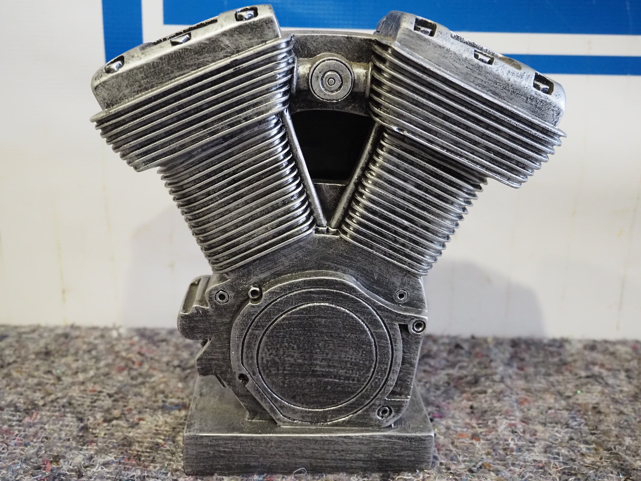 Harley Davidson V twin engine clock 8