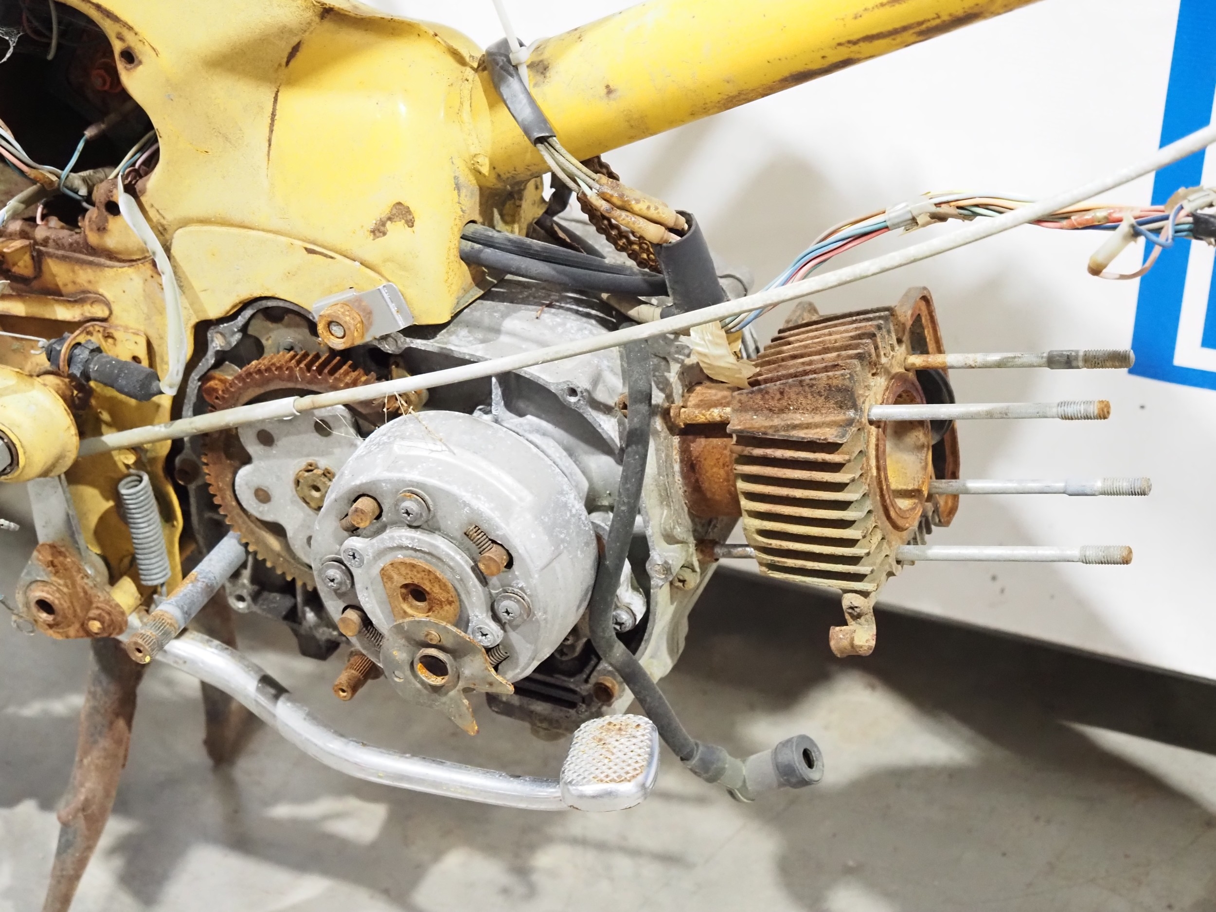 Honda CT90 autocycle project. Frame No. CT90-337598 Canadian import ...