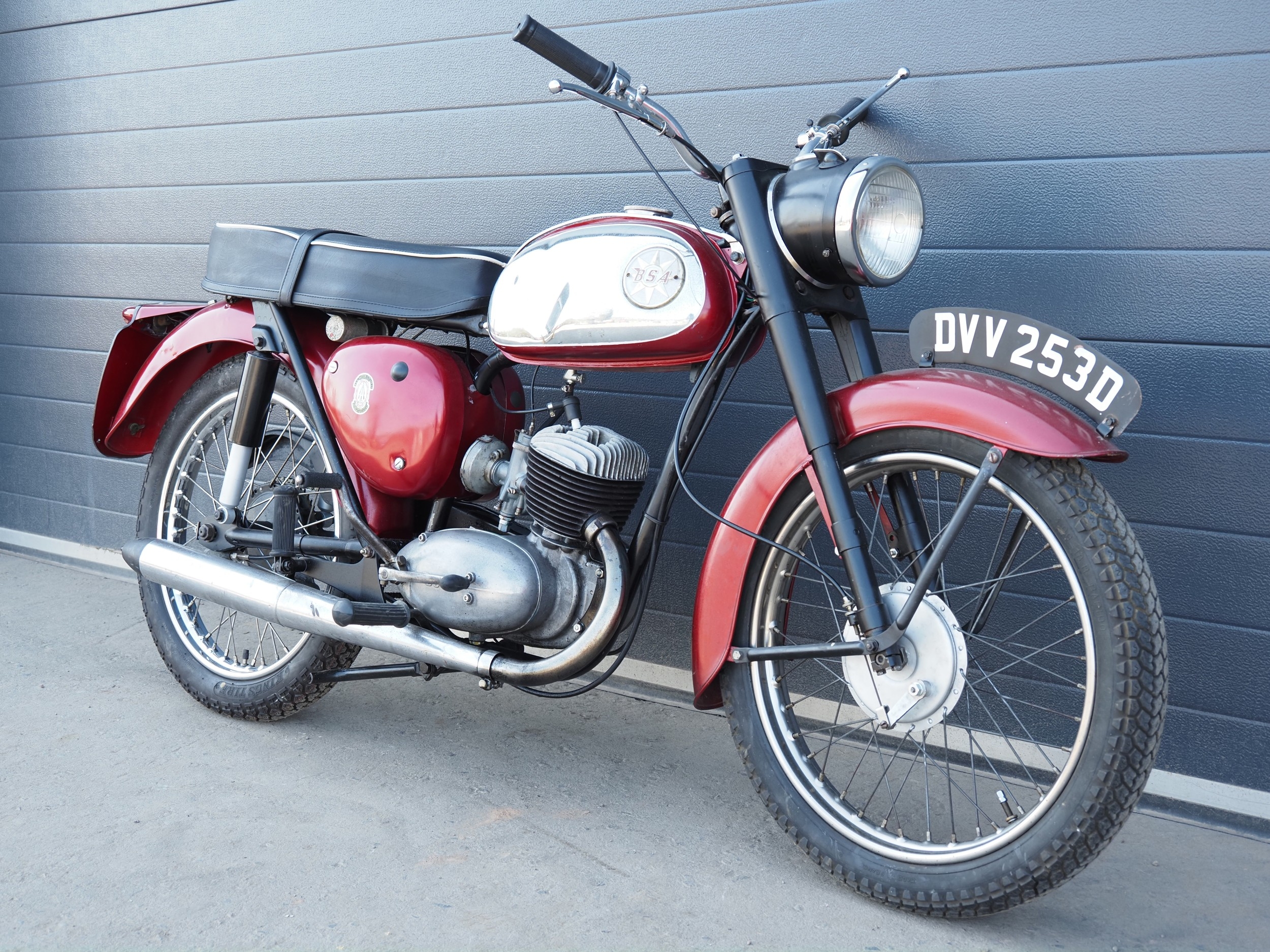 BSA Bantam D7 deluxe motorcycle. 1966. 175cc Frame No. D71696 Engine No ...