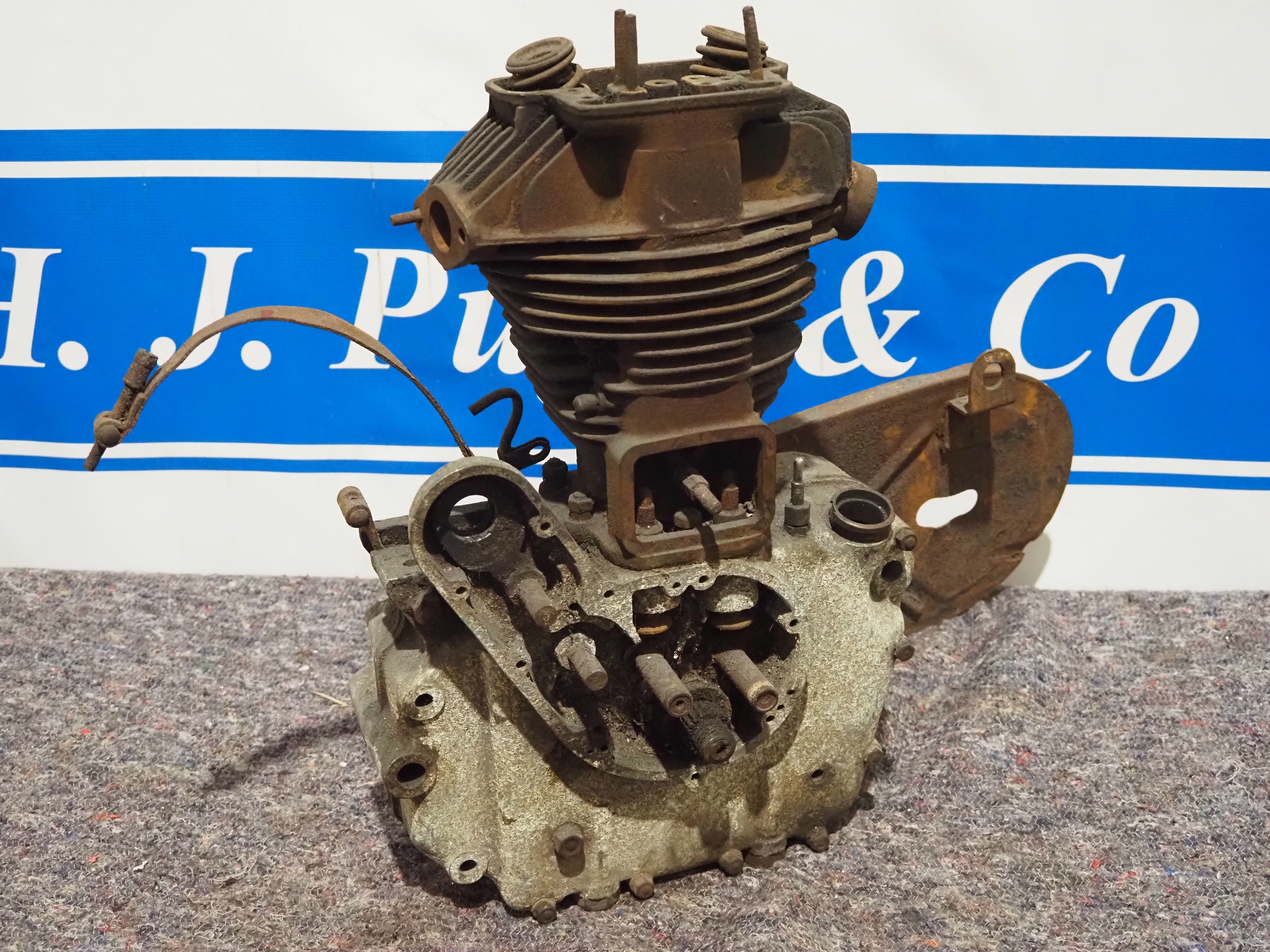 Royal Enfield 350cc engine No. G20897