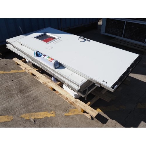 3109 - Chiller unit doors