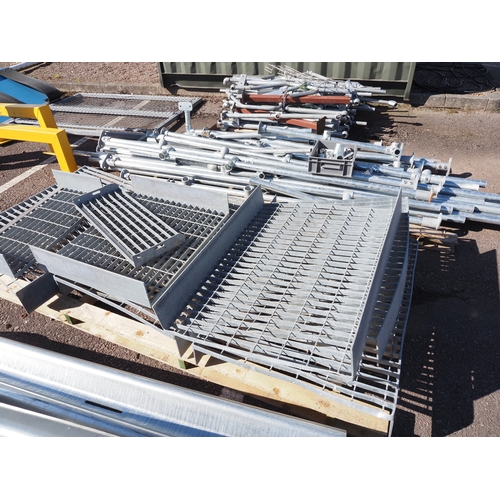 3122 - Galvanised staircase