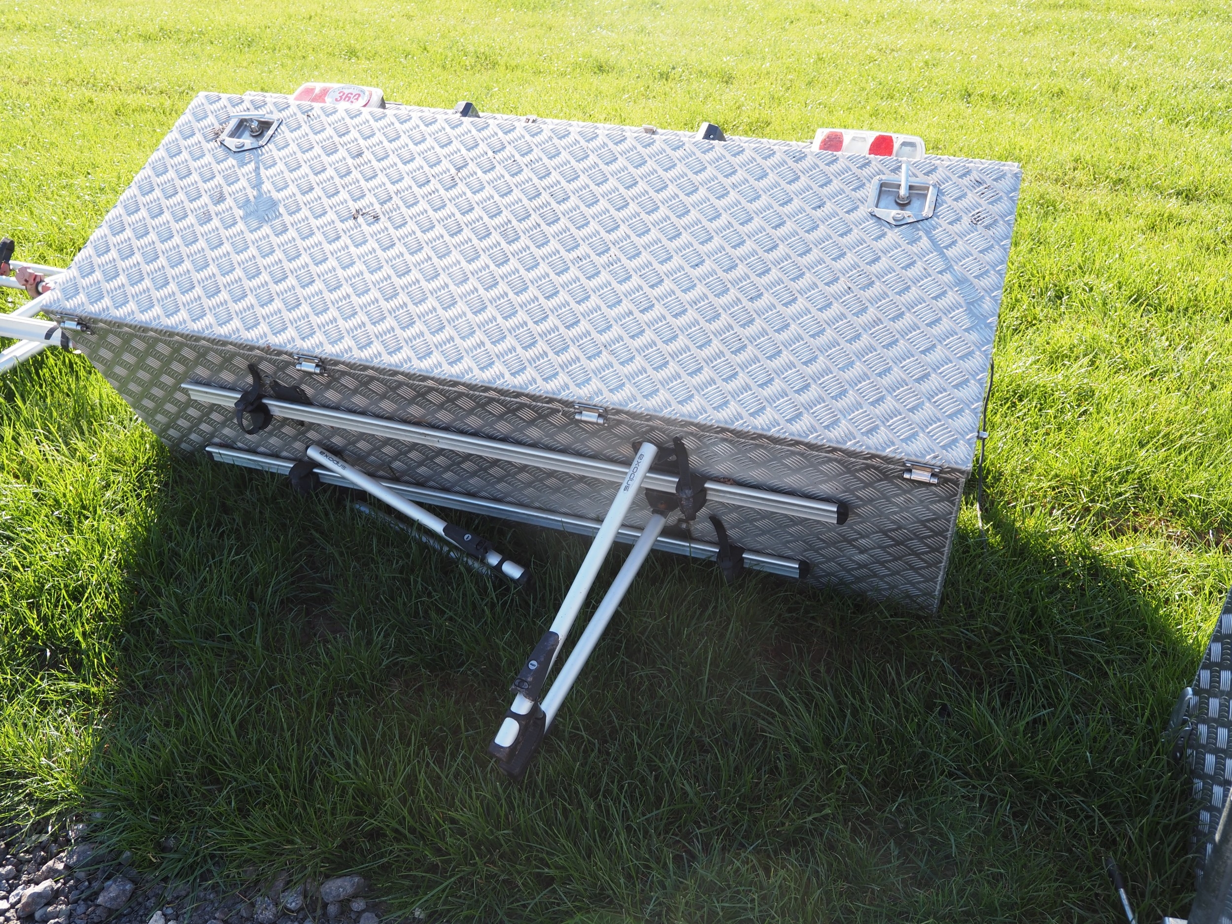 Lorry box