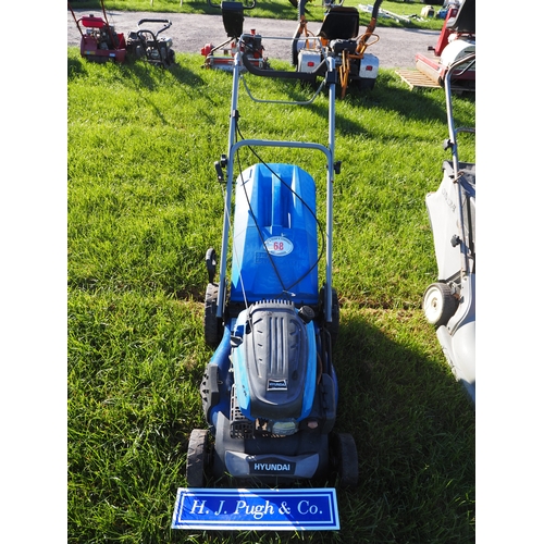 68 - Hyundai mower