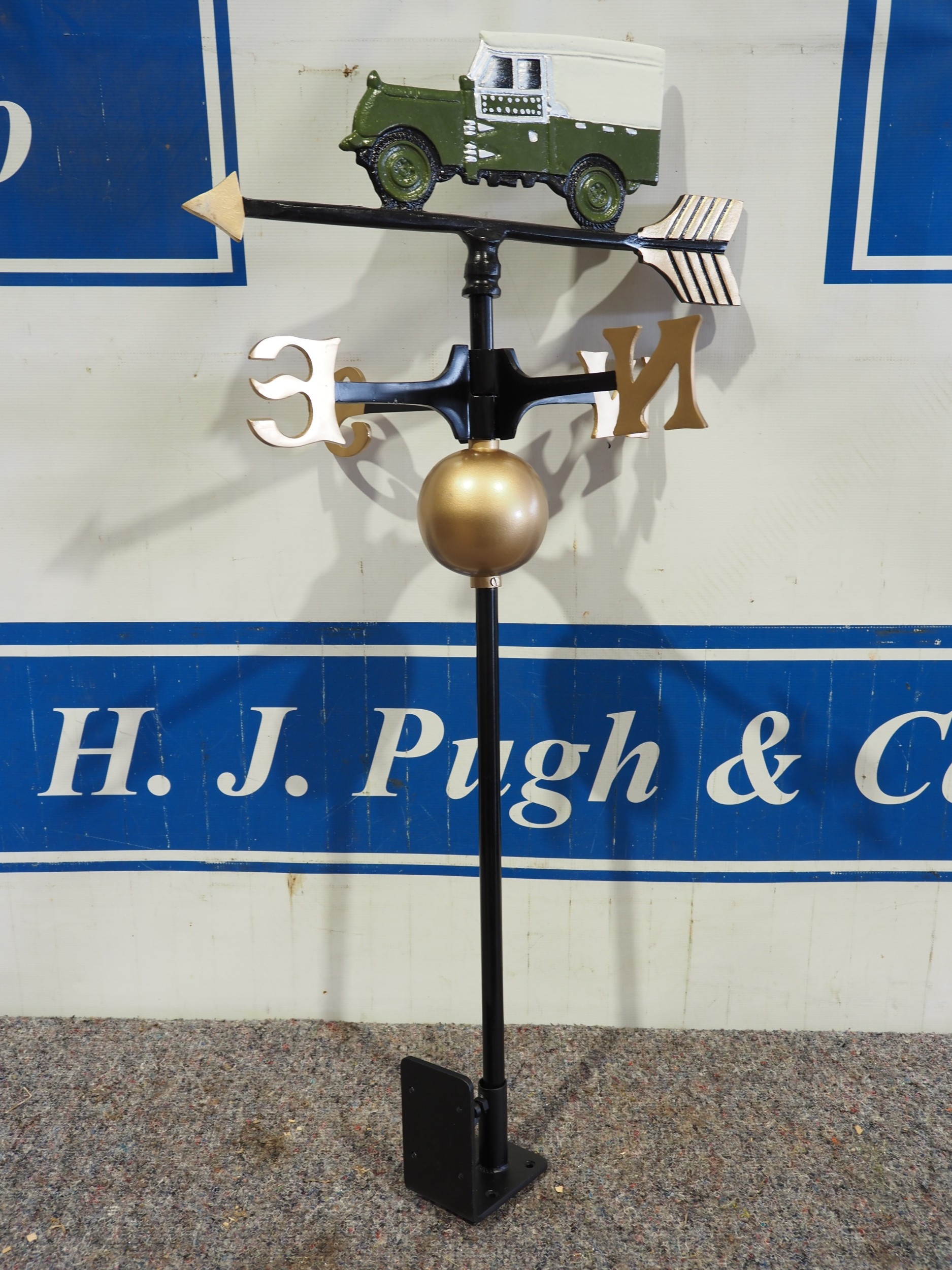 Land Rover weathervane 40