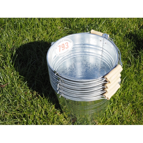 Galvanised buckets 12L - 11