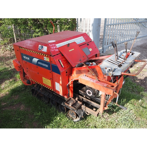 2001 - **Saturday Ring 2 9.30am**
Star JRB 0710 pedestrian round baler
