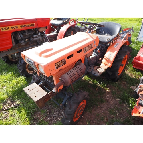 Lot 2004      