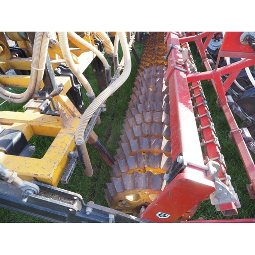 McConnel shakerator 7 leg Accord air drill and Weaving overseeder