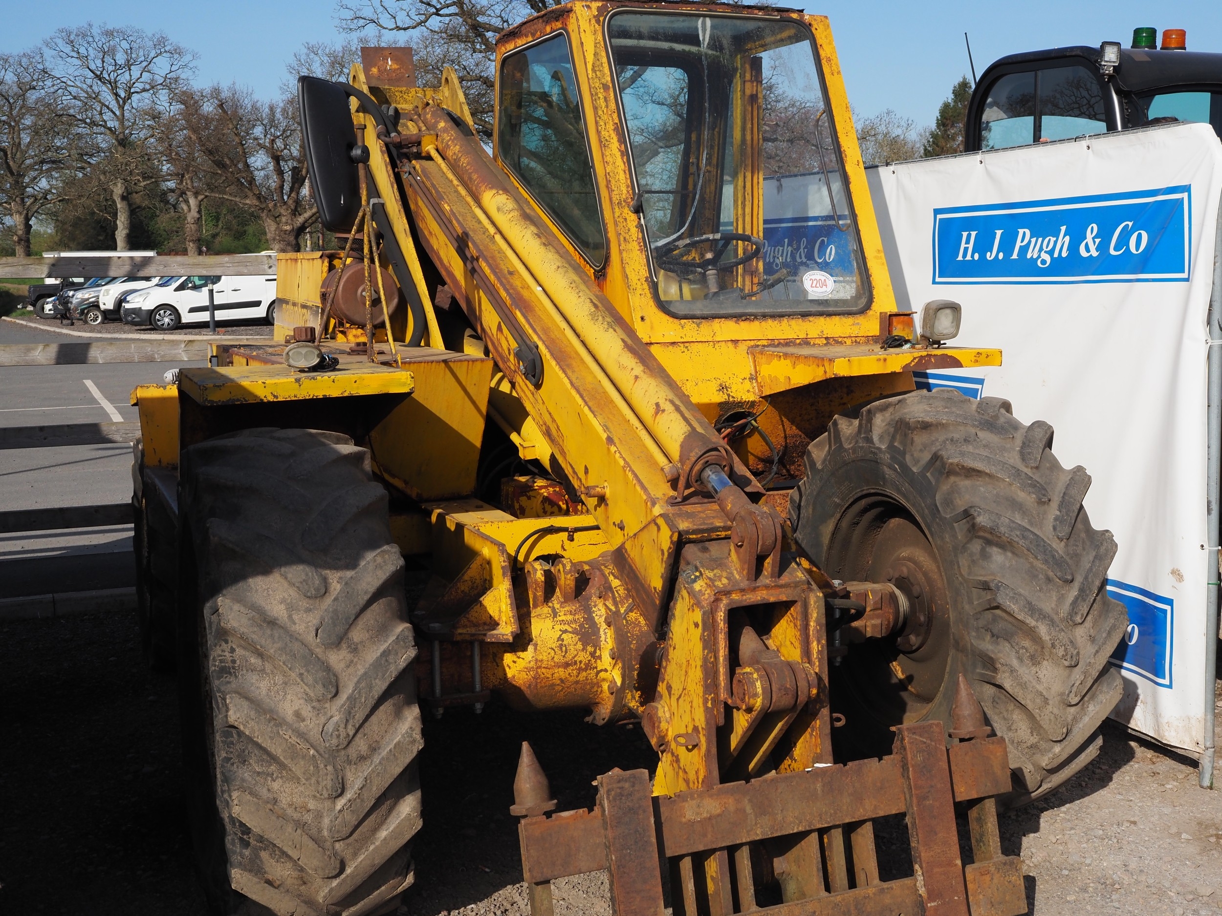 Matbro telehandler. Runs and drives. Key in office