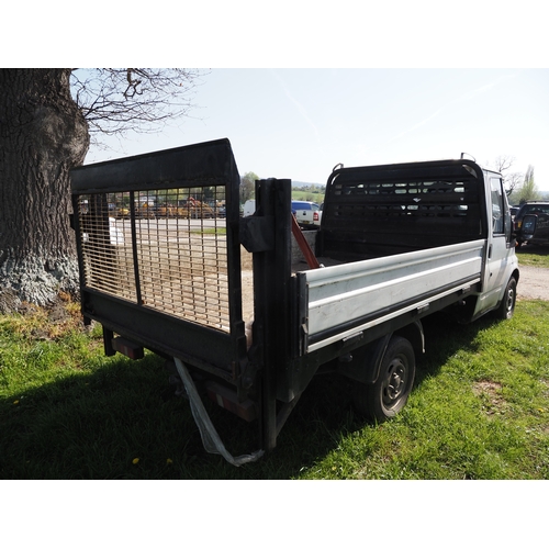 3031 - Ford Transit 100 T300 single axle truck with tail lift. MOT until 29/05/26. Reg. BT52 DXL. V5 and ke... 