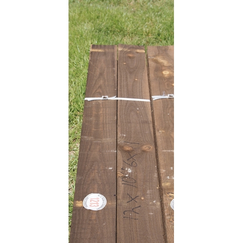 1213 - Sawn timber 10ft x6