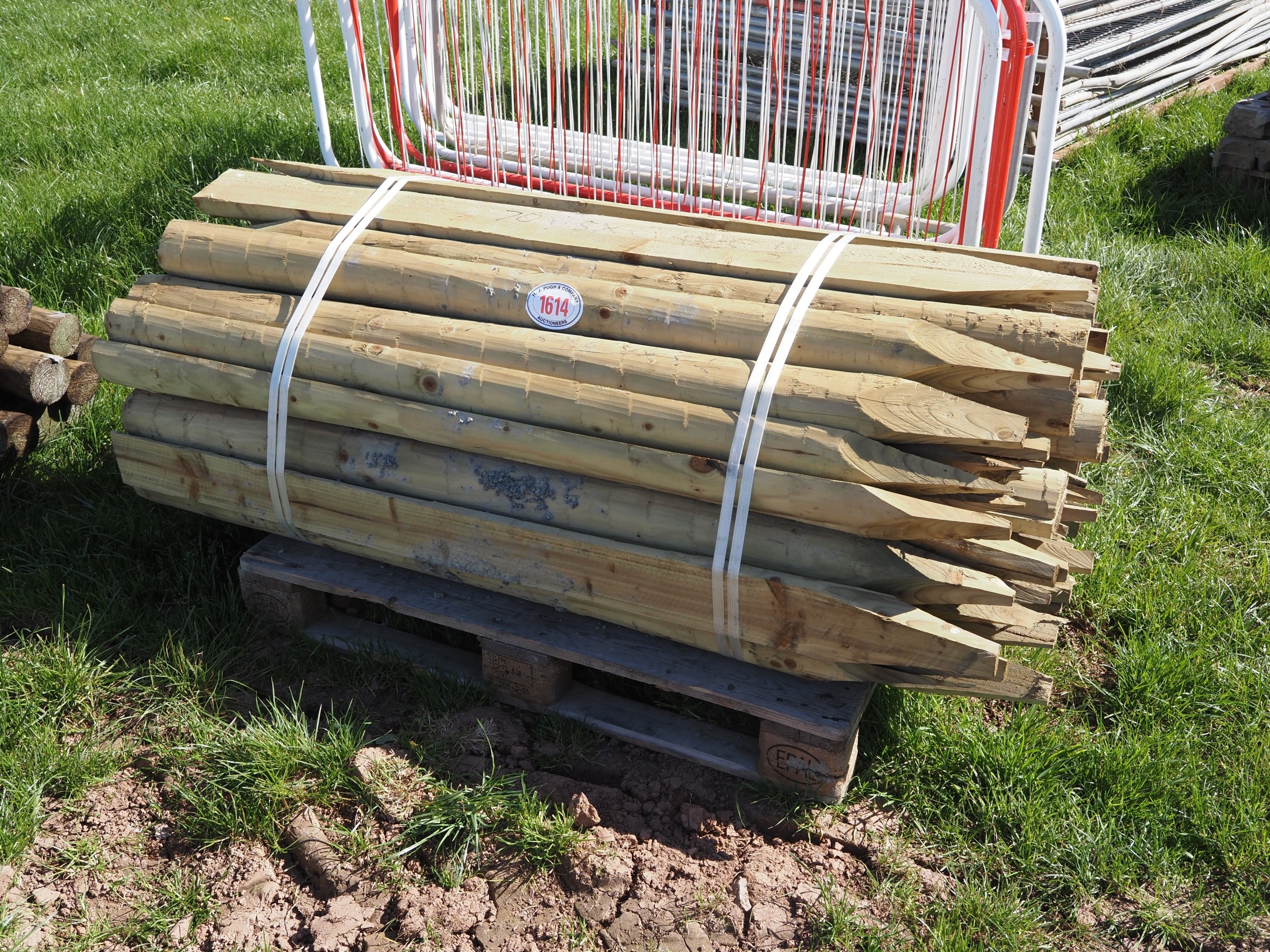 Half round stakes 5/6ft x4/5