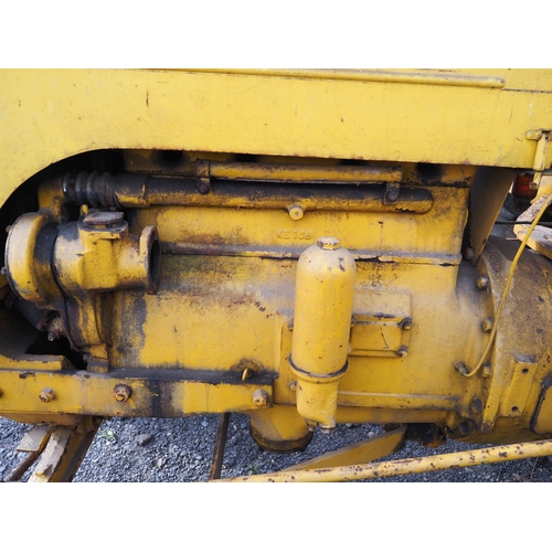 Minneapolis-Moline UT tractor. Petrol. Engine turns over