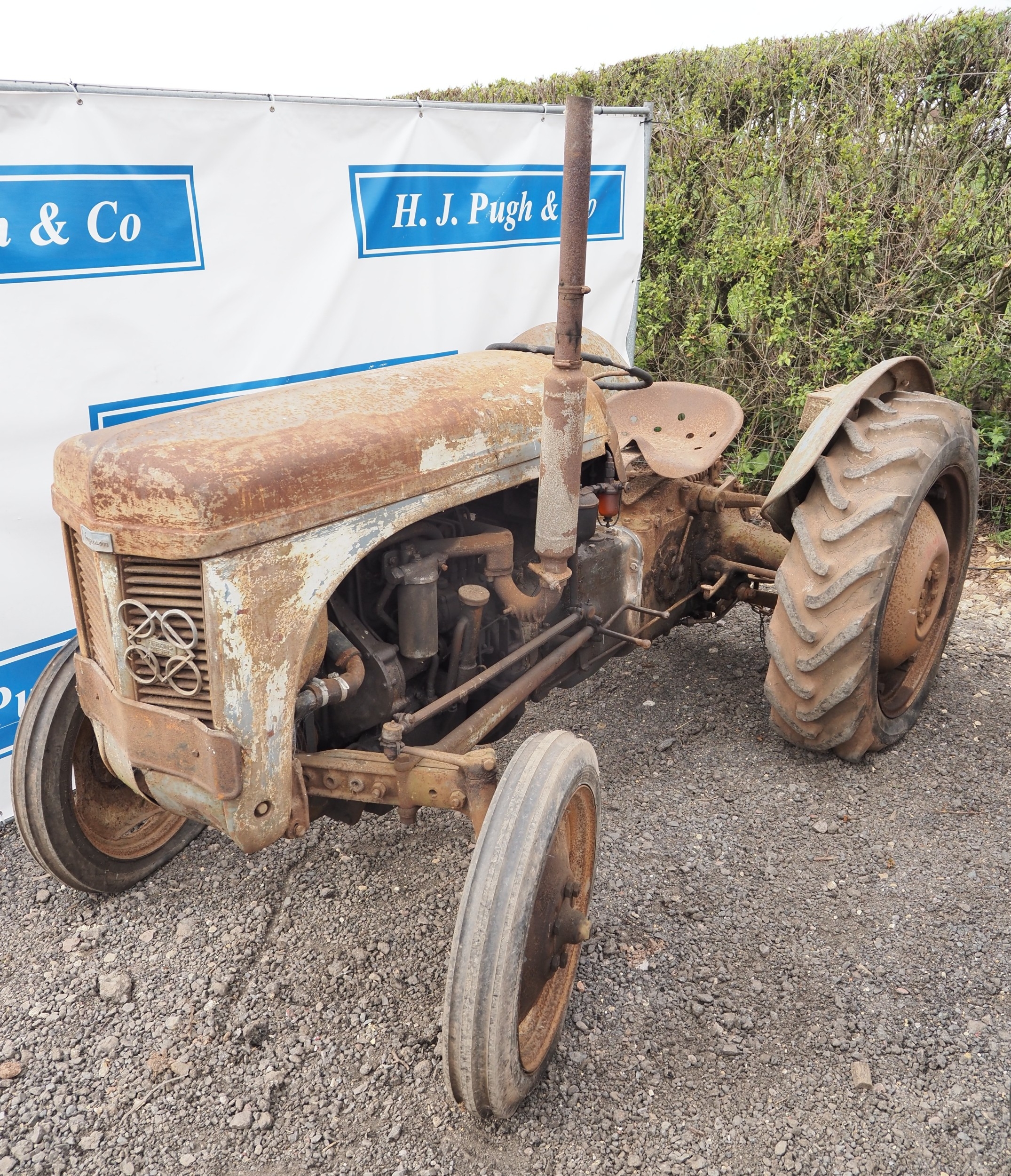 Ferguson TEA P3 tractor. Fitted with Fullet hitch and trailer tipping ...