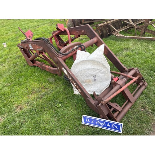 Quicke 2230 front end loader with spool block, joystick and brackets