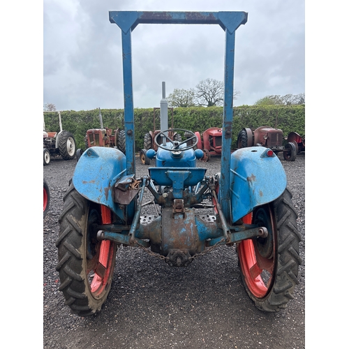 Fordson Dexta. 1959. Runs and drives. Fitted with roll frame and row ...