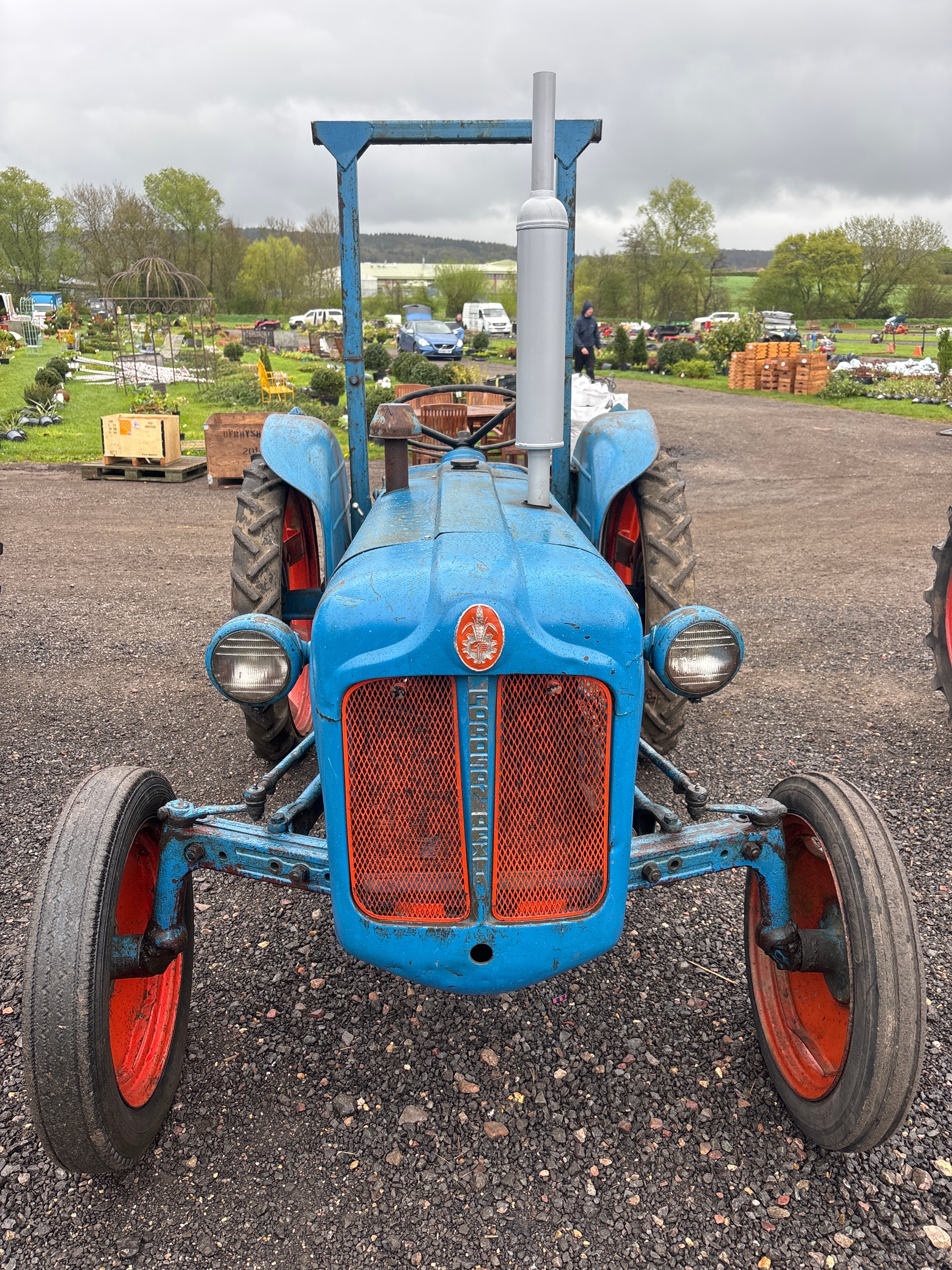 Fordson Dexta. 1959. Runs and drives. Fitted with roll frame and row ...