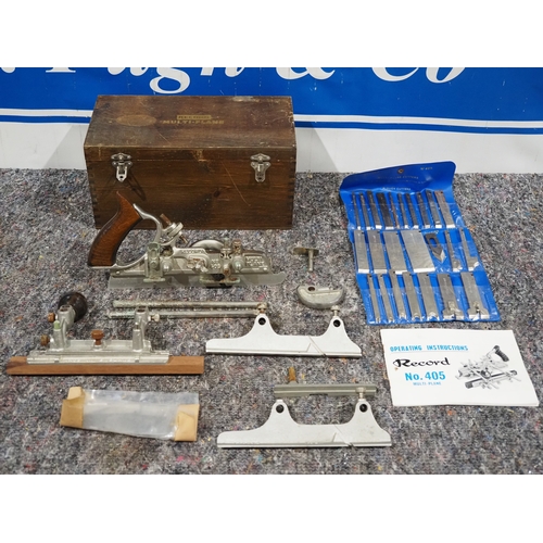 234 - Record No.405 multi plane in original box with complete set of cutters