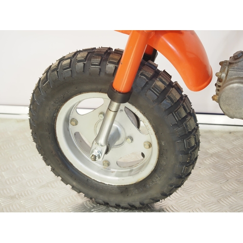 18 - Honda Z50R 'Blaze Red' monkey bike. 1985. 50cc
Frame No. AB0208FS604198
Engine No. AB02E-5604185
Has... 