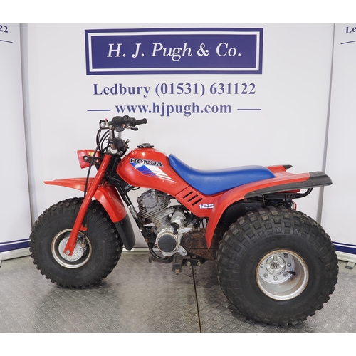 35 - Honda ATC 125M trike. 1987. 124cc
Frame No. JH3TE0106HK301839
Engine No. TE01E-2301842
Runs and ride... 