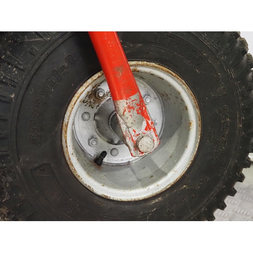 36 - Honda ATC 125M trike. 1987. 124cc
Frame No. JH3TE0102HK302003
Engine No. TE01E-2302046
Runs and ride... 