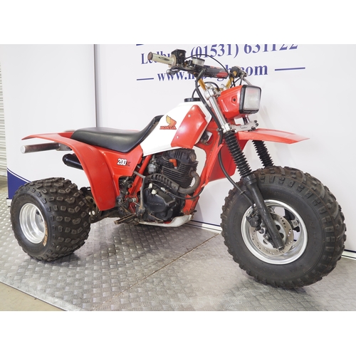 37 - Honda ATC 200X trike. 1983. 192cc
Frame No. JH31B0305FC200X
Engine No. Not visible
Runs and rides bu... 