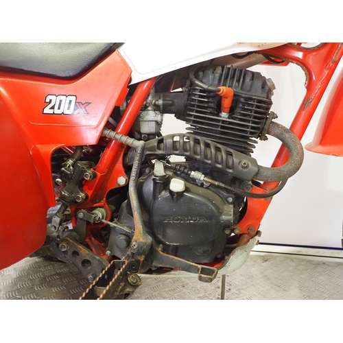37 - Honda ATC 200X trike. 1983. 192cc
Frame No. JH31B0305FC200X
Engine No. Not visible
Runs and rides bu... 