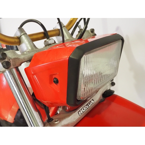 37 - Honda ATC 200X trike. 1983. 192cc
Frame No. JH31B0305FC200X
Engine No. Not visible
Runs and rides bu... 