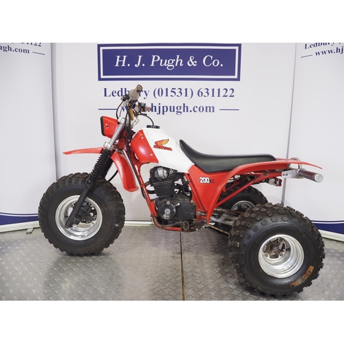37 - Honda ATC 200X trike. 1983. 192cc
Frame No. JH31B0305FC200X
Engine No. Not visible
Runs and rides bu... 