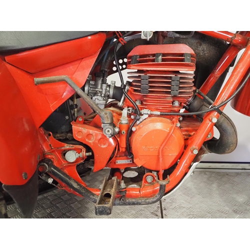 39 - Honda ATC250R trike. 1982. 248cc
Frame No. JH3T80600CC117009
Engine No. TB06E-2116741
Runs and rides... 
