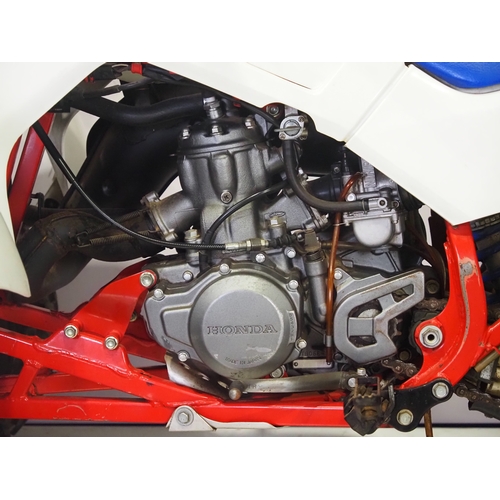 46 - Honda TRX250R Fourtrax 250 quad. 1986. 250cc
Frame No. JH3TE1201GC000540
Engine No. TB06E-1001198
En... 