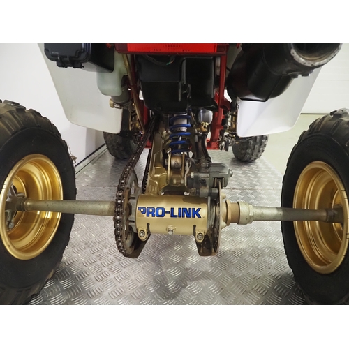 46 - Honda TRX250R Fourtrax 250 quad. 1986. 250cc
Frame No. JH3TE1201GC000540
Engine No. TB06E-1001198
En... 