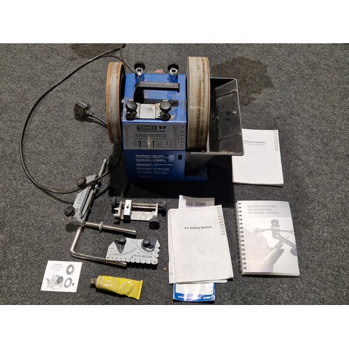 240 - Tormek T-7 water cooled sharpener