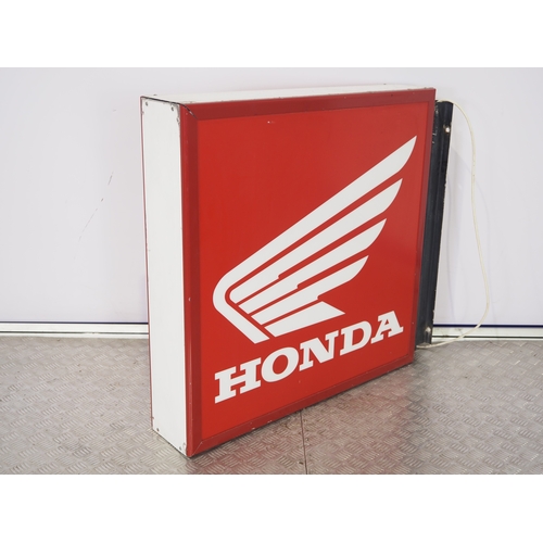 2 - Honda dealership lightbox 31