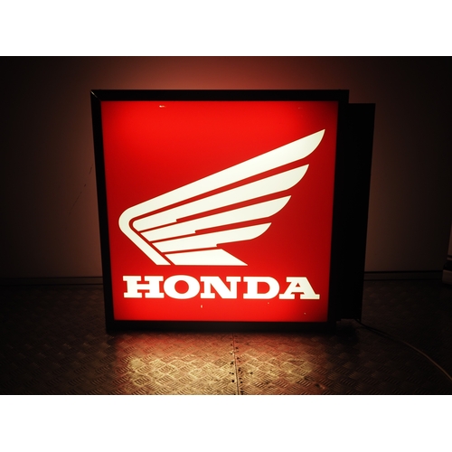2 - Honda dealership lightbox 31