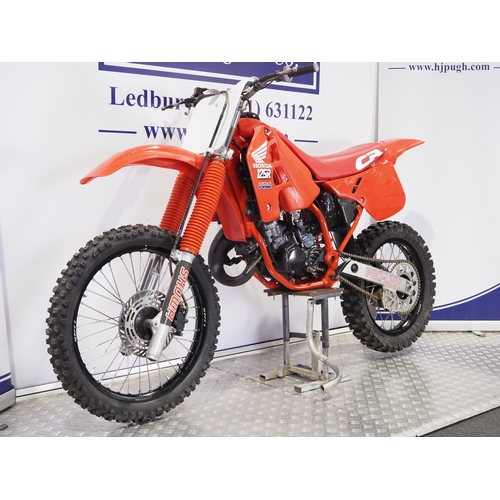 55 - Honda CR125R motocross bike. 1989. 125cc
Frame No. JH2J0103K11003449
Engine No. GE01E-5006912
Runs a... 