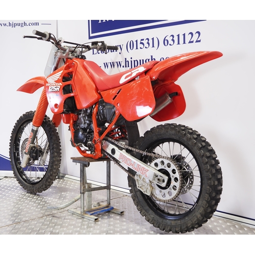 55 - Honda CR125R motocross bike. 1989. 125cc
Frame No. JH2J0103K11003449
Engine No. GE01E-5006912
Runs a... 