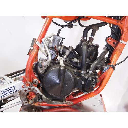 33 - Honda CR80R works motocross bike project. 1986. 80cc
Frame No. HE04-1300415
Engine No. HE04E-1300374... 