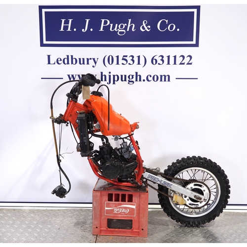 33 - Honda CR80R works motocross bike project. 1986. 80cc
Frame No. HE04-1300415
Engine No. HE04E-1300374... 