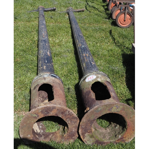 742 - Cast iron lamp posts 10ft - 2