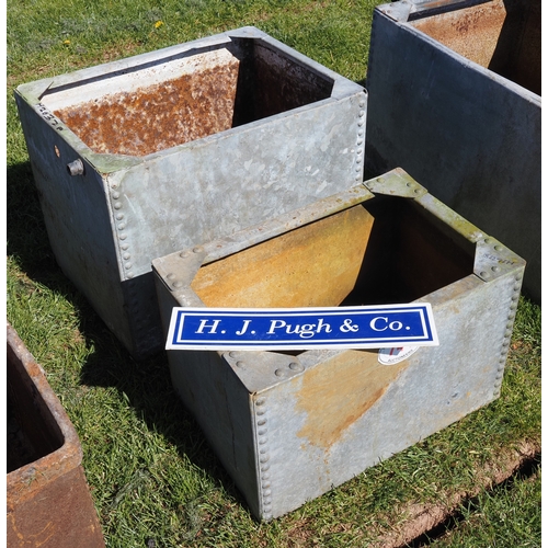 744 - Galvanised water tanks - 2
